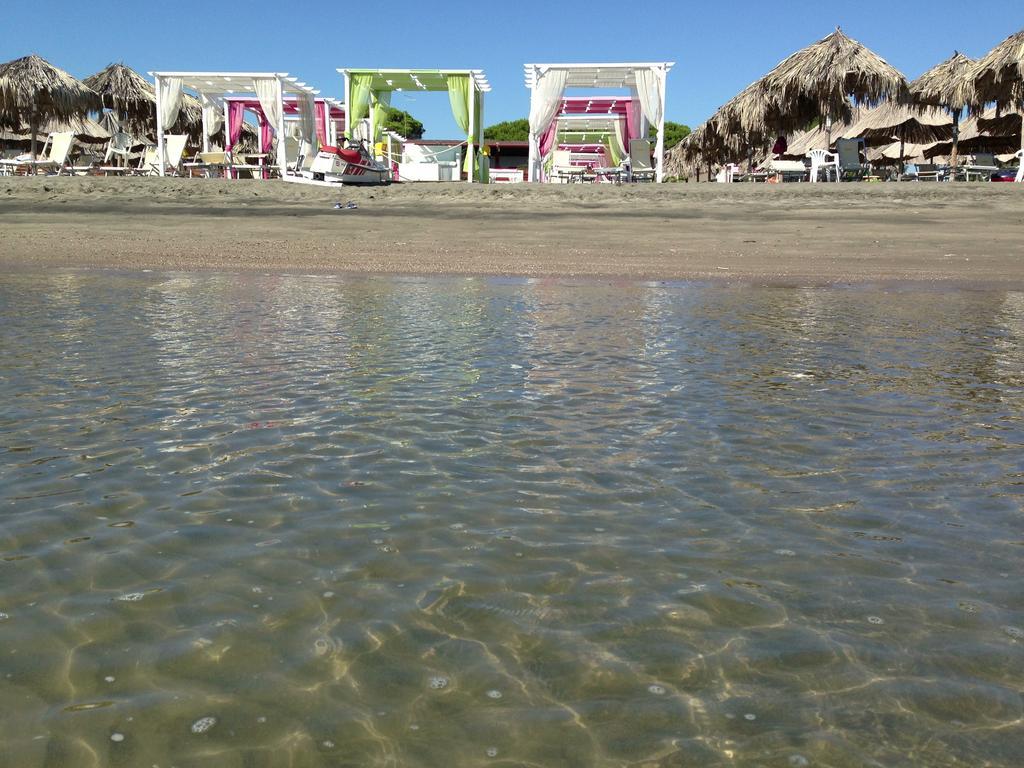 Beach Club Ippocampo Exterior photo